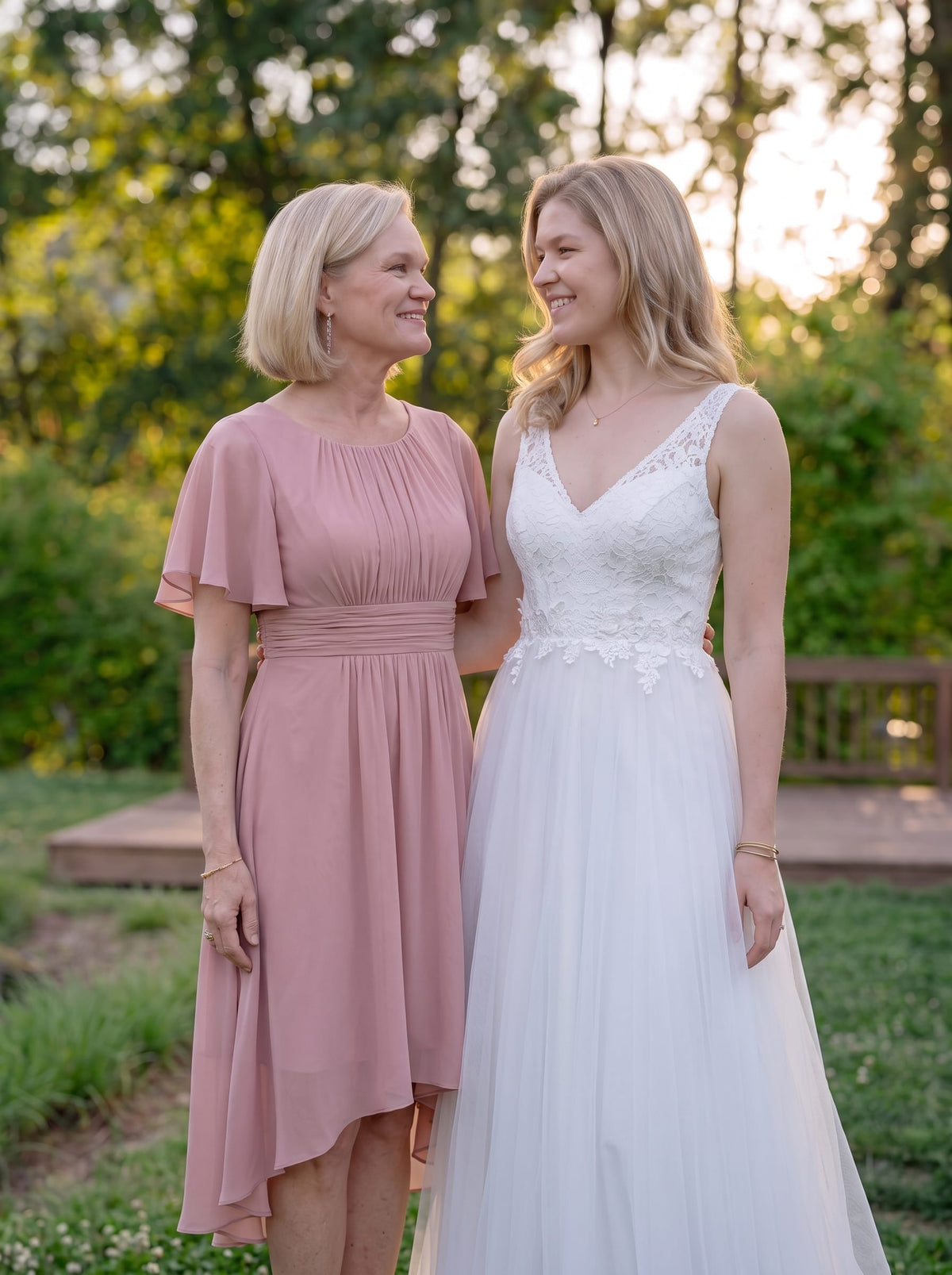 ever EDEN|Flowy Chiffon A-Line Knee Length Mother of The Bride Dress