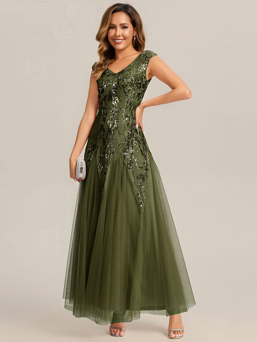 ever FREYA| Floral Sequin A Line Maxi Evening Dress with V-Neck