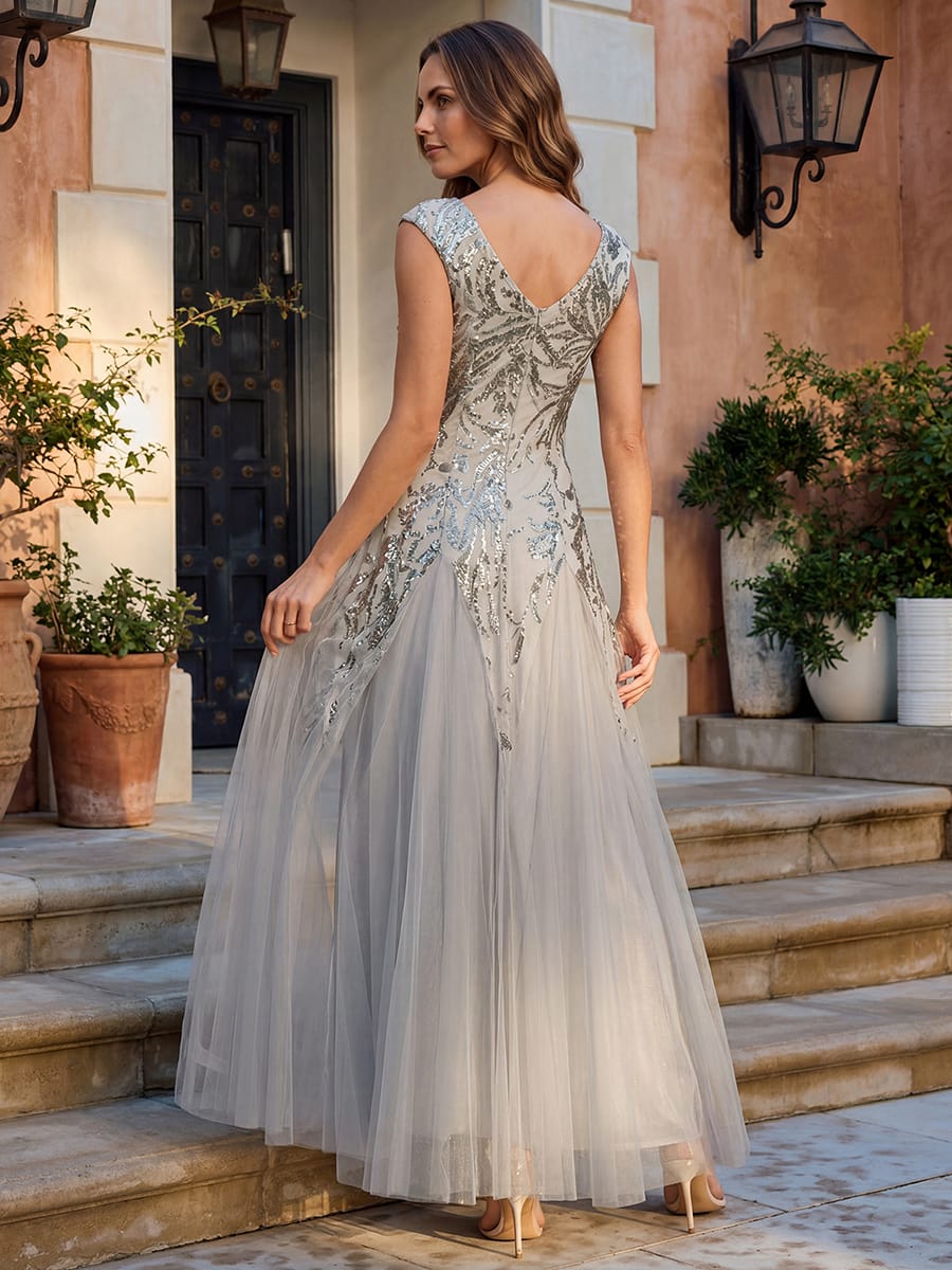 ever FREYA| Floral Sequin A Line Maxi Evening Dress with V-Neck
