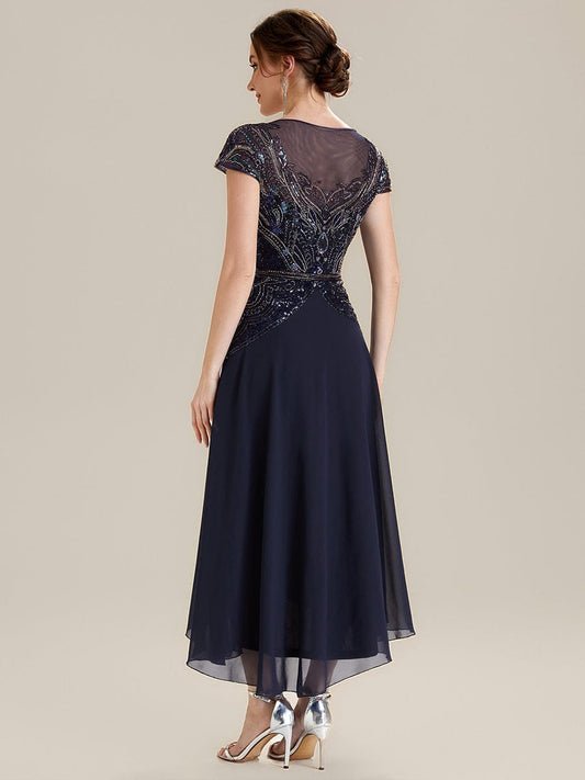 ever NUIT|Sequin Sheath Round Neck Dress