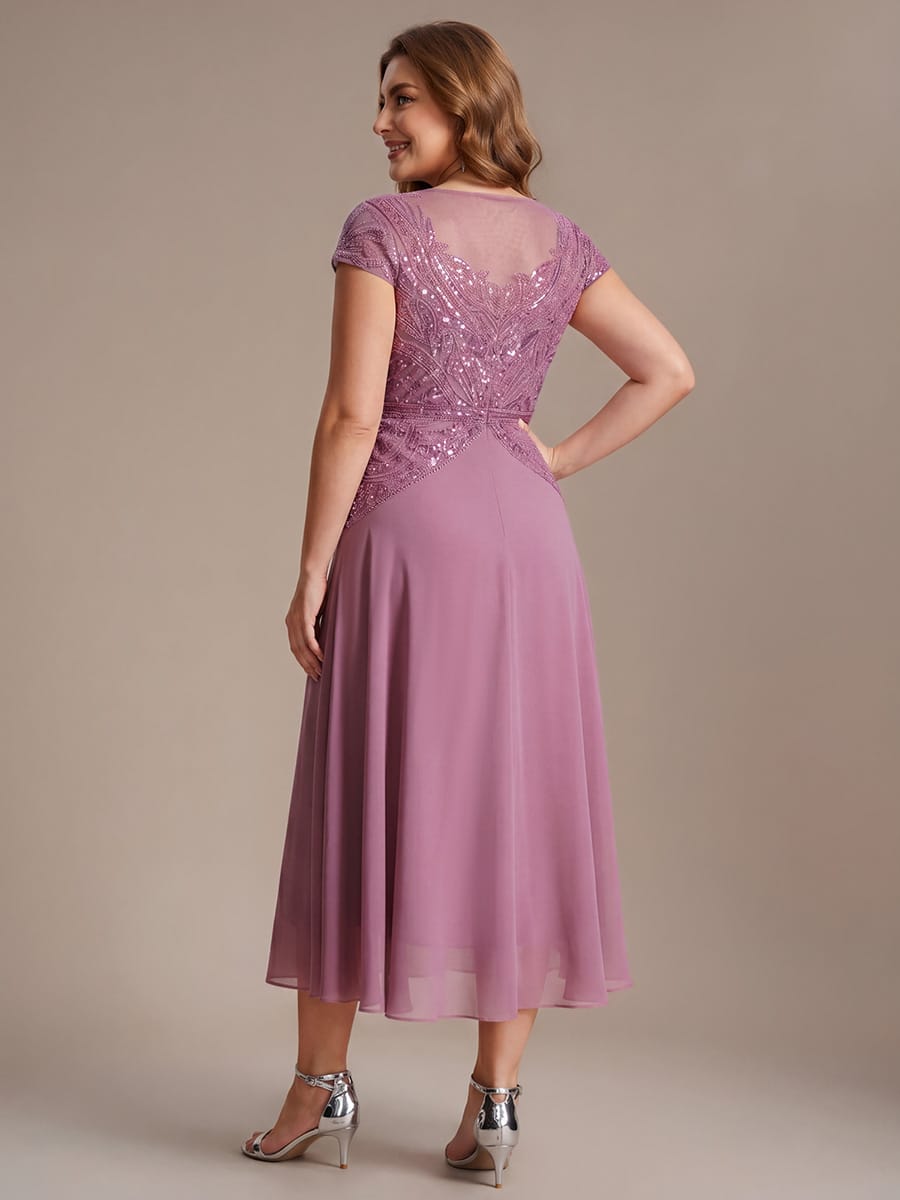 ever NUIT|Sequin Sheath Round Neck Dress