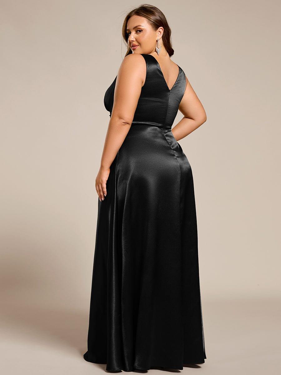 pretty INDY|Plus Size Sleeveless Empire Waist Satin Maxi Bridesmaid Dress With Pockets
